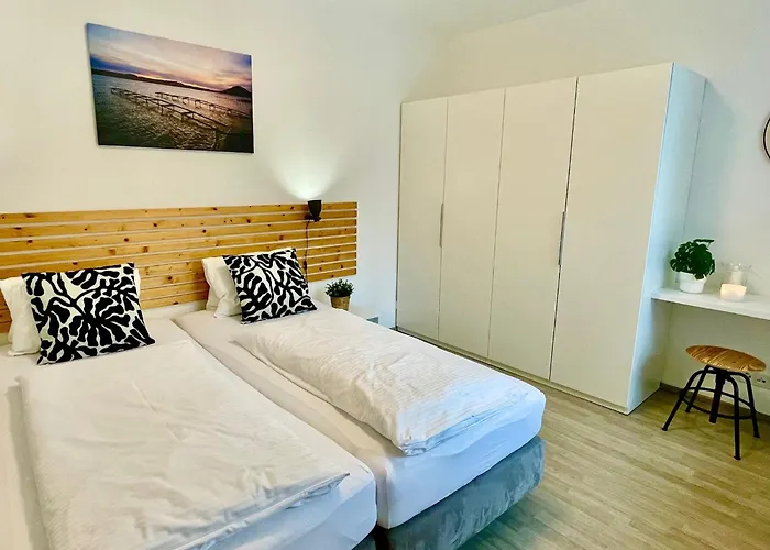 Lakepark Residence