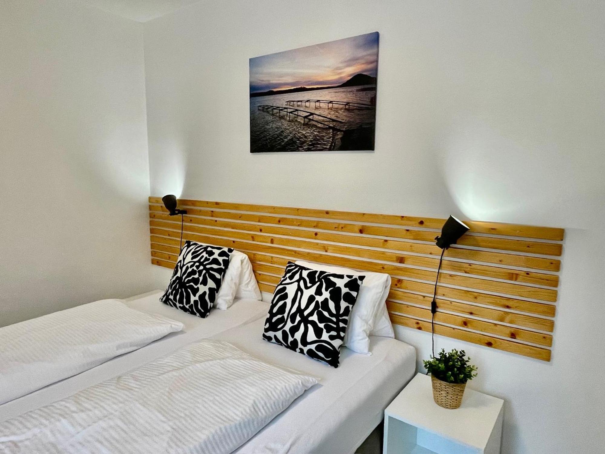 Lakepark Apartment